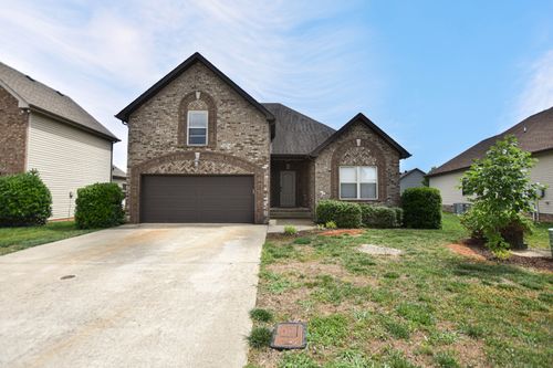 636 White Face Dr, Clarksville, TN, 37040-1200 | Card Image