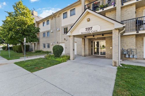 217-737 Deveron Cres, London, ON, N5Z4X9 | Card Image