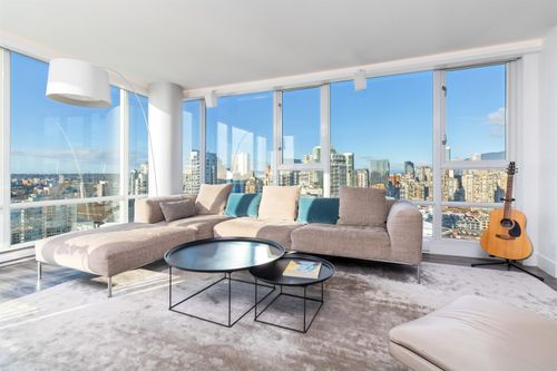 3307-1033 Marinaside Cres, Vancouver, BC, V6Z3A3 | Card Image