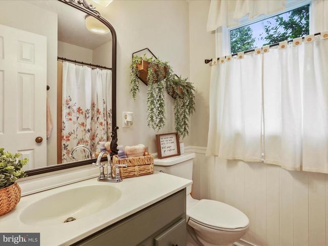 535 Bowling View Rd, House other with 4 bedrooms, 5 bathrooms and null parking in Front Royal VA | Image 36