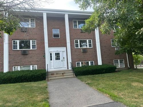 c-5-238 Rock St, Norwood, MA, 02062 | Card Image