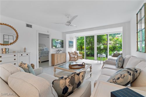 apt-105-900 8th Ave S, NAPLES, FL, 34102-6951 | Card Image