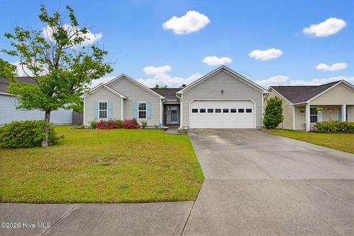 208 Red Carnation Dr, Holly Ridge, NC, 28445-7942 | Card Image