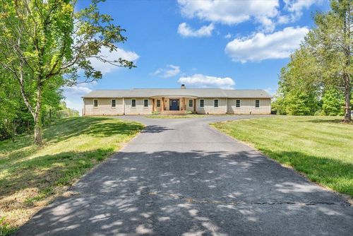 2011 Spencer Preston Rd, Martinsville, VA, 24112-7398 | Card Image