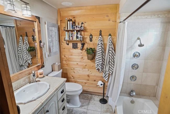 19942 Blythe St, House other with 4 bedrooms, 2 bathrooms and 2 parking in Winnetka CA | Image 12
