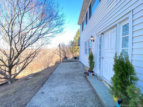 a-5 Hillside Dr, New Fairfield, CT, 06812-3222 | Card Image
