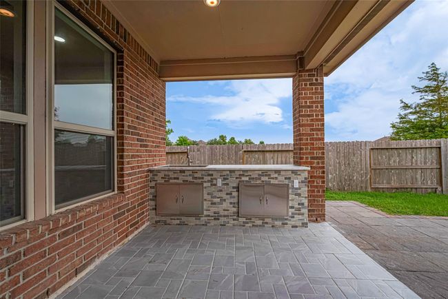 3215 Laurel Bend Ln, House other with 4 bedrooms, 3 bathrooms and 2 parking in Pearland TX | Image 32