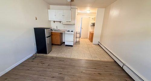 5-4 Mill St, Peabody, MA, 01960-5685 | Card Image