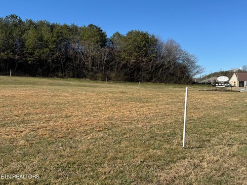 5 Cherohala Skwy, Tellico Plains, TN, 37385-5098 | Card Image