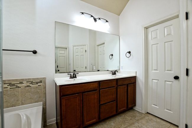 2213 Lookout Range Dr, House other with 4 bedrooms, 2 bathrooms and 2 parking in Leander TX | Image 19