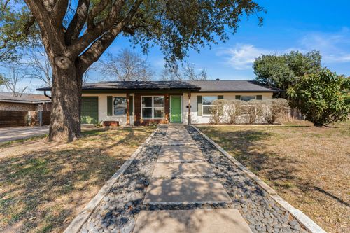 1900 Ohlen Rd, Austin, TX, 78757-7741 | Card Image