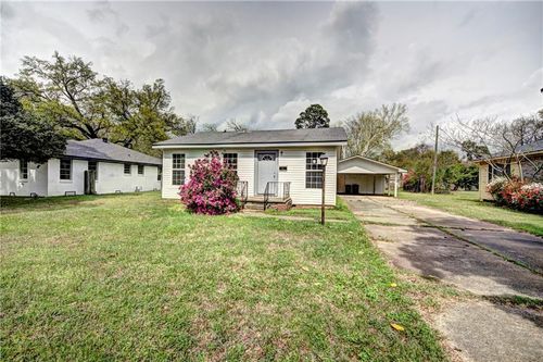 414 Adelaide St, Natchitoches, LA, 71457-5828 | Card Image