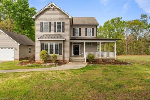 3652 Bachelor Creek Rd, Asheboro, NC, 27205-2171 | Card Image