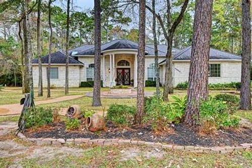 9526 Deer Path Ln, Magnolia, TX, 77354-6938 | Card Image
