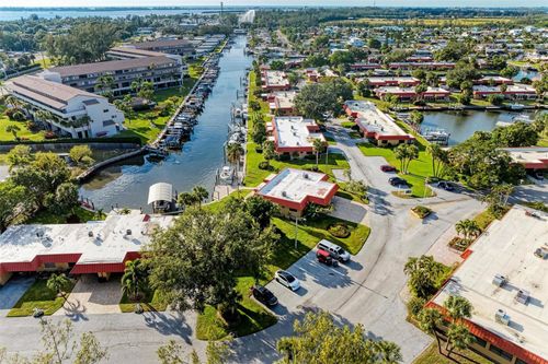 9409 Catalina Dr, BRADENTON, FL, 34210-1418 | Card Image