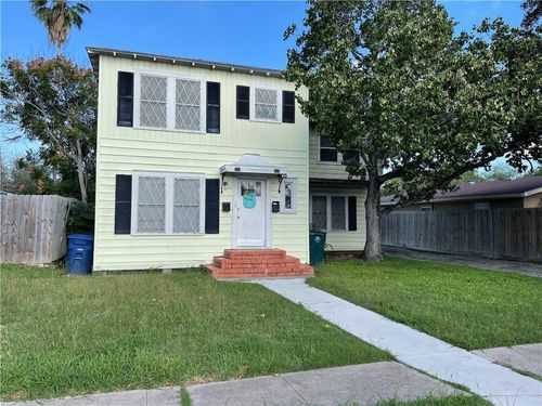 332 Rosebud Ave, Corpus Christi, TX, 78404-1737 | Card Image