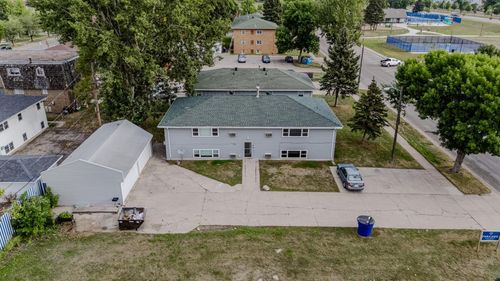 921 19th St, Moorhead, MN, 56560-6212 | Card Image