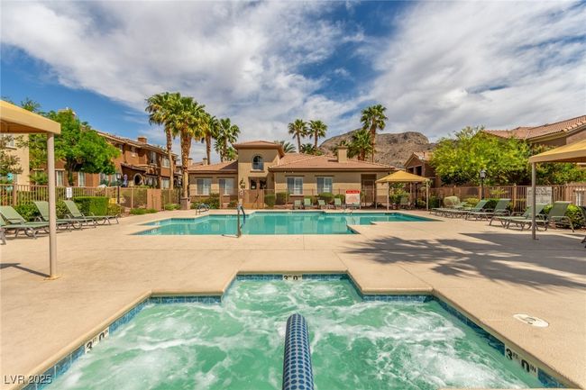 UNIT-202 - 10191 Deerfield Beach Ave, Condo with 3 bedrooms, 2 bathrooms and null parking in Las Vegas NV | Image 31