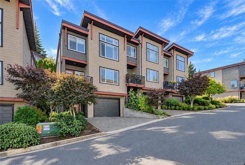 2105 Greenhill Rise, Langford, BC, V9B0J1 | Card Image