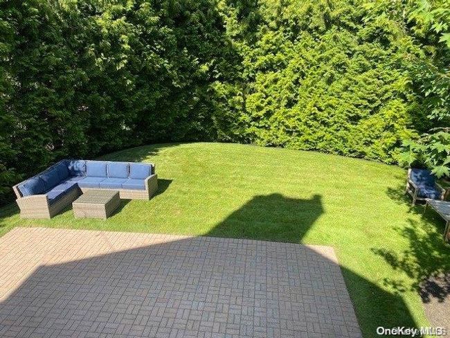 146 Nassau Rd, House other with 5 bedrooms, 4 bathrooms and null parking in Huntington NY | Image 31