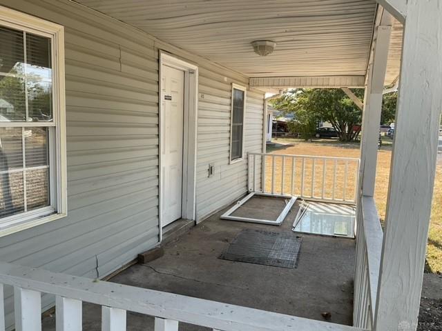 Hickory Ave, Middletown, OH 45044