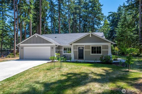 311 Rosewood Ct, Coupeville, WA, 98239-3605 | Card Image