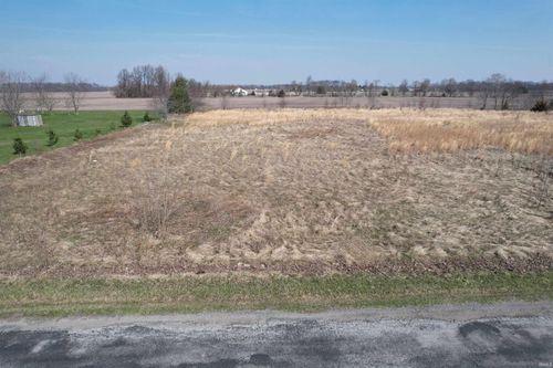 2801 E 225 N, Monticello, IN, 47960-7617 | Card Image