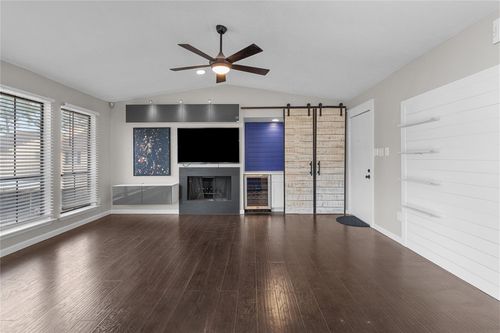105-5001 Lamonte Ln, Houston, TX, 77092-5651 | Card Image