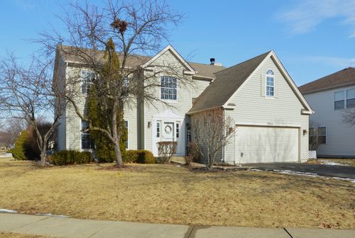 2004 Kingsbury Estates Dr, Plainfield, IL, 60586-6243 | Card Image