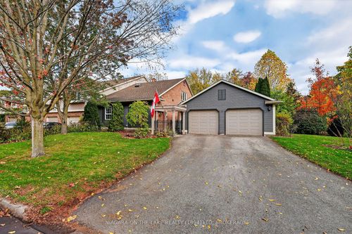 75 Paffard St, Niagara on the Lake, ON, L0S1J0 | Card Image