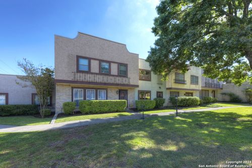 10959 Crown Park, San Antonio, TX, 78239 | Card Image