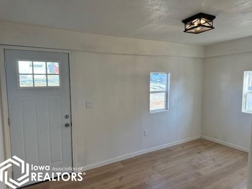 406 Jackson St, Bedford, IA, 50833-1423 | Card Image