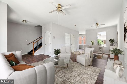 1805 W Montgomery Ave, PHILADELPHIA, PA, 19121-3114 | Card Image