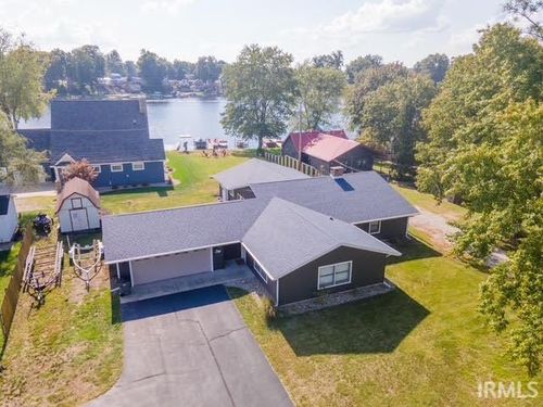 115 Ems B42 Ln, Leesburg, IN, 46538-8874 | Card Image