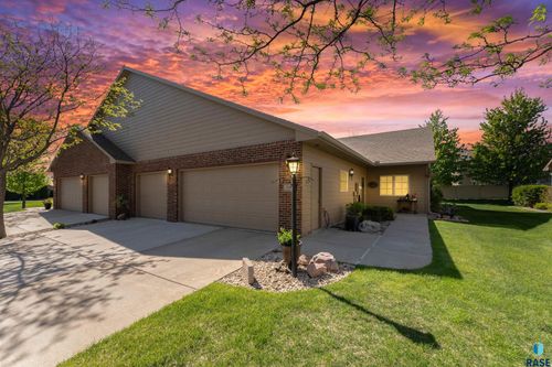 3564 W 91st Pl Place, Sioux Falls, SD, 57108 | Card Image