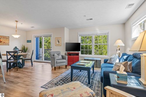 ste-14-100 Hope St, Traverse City, MI, 49686-2516 | Card Image