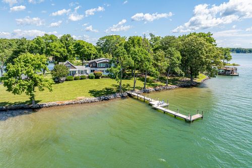 311 Anthony Home Rd, Huddleston, VA, 24104-2906 | Card Image