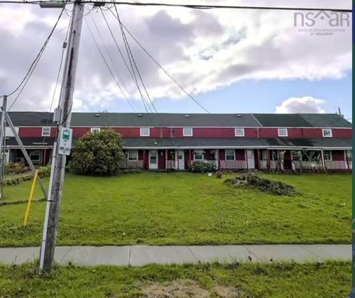 595 Main St, Sydney Mines, NS, B1V2K9 | Card Image