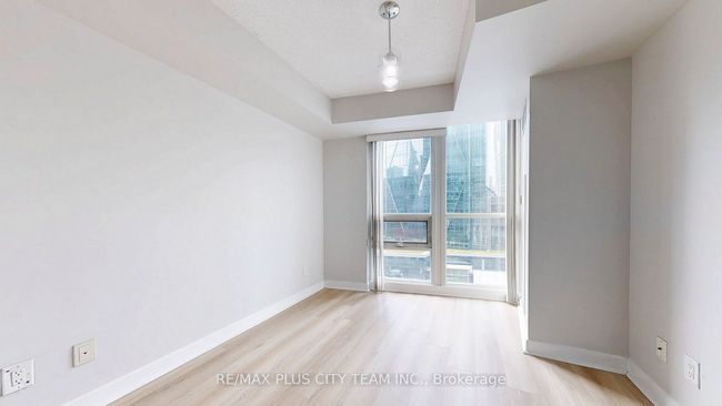 1305 - 18 Harbour St, Condo with 2 bedrooms, 2 bathrooms and 1 parking in Toronto ON | Image 17