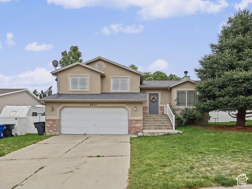 6311 W Oquirrh Point Rd, West Jordan, UT, 84081-3432 | Card Image