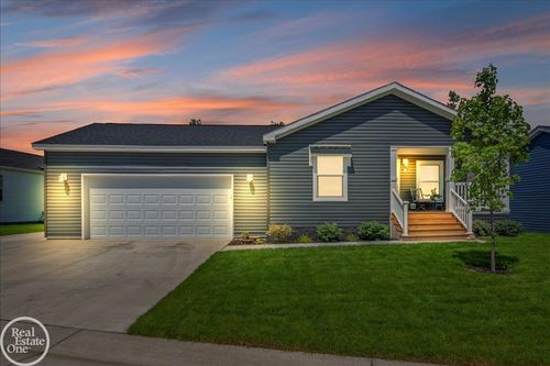 184 Riviera Dr, Lapeer, MI, 48446-3562 | Card Image
