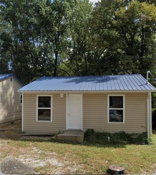 205 & 203 Hughes Street, Windsor, MO, 65360 | Card Image