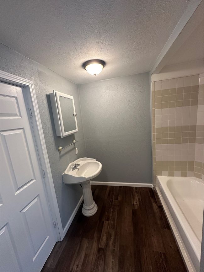 104 E North Main St, House other with 3 bedrooms, 2 bathrooms and null parking in Blooming Grove TX | Image 13