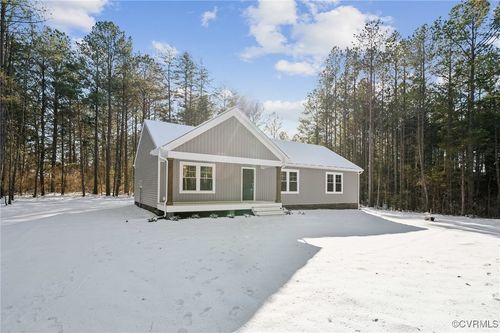 206 E Sunrise Drive, Warsaw, VA, 22572 | Card Image