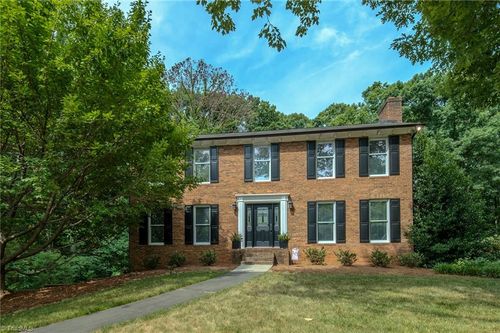 5034 Cobblestone Rd, Winston-Salem, NC, 27106-9669 | Card Image
