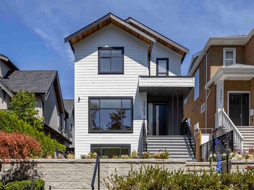 2565 W 2nd Ave, Vancouver, BC, V6K1J7 | Card Image