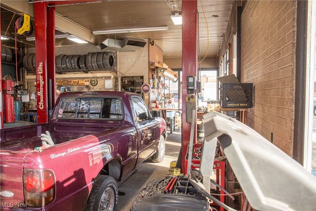 View of garage | Image 11