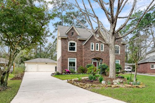 92 S Bonneymead Cir, The Woodlands, TX, 77381-4476 | Card Image