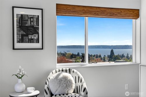 4153 California Ave Sw, Seattle, WA, 98116-4101 | Card Image