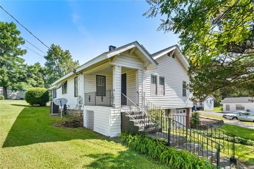 1576 Highway 62 E, Green Forest, AR, 72638-2366 | Card Image